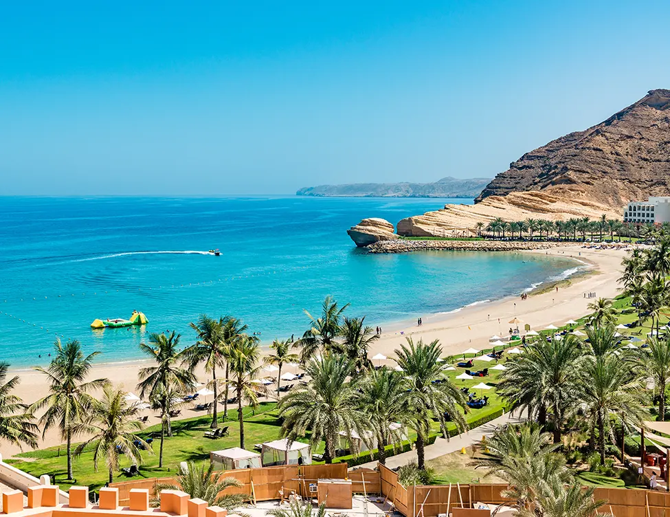 Immersion au cœur des paysages contrastés et sauvages